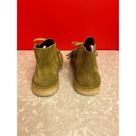 Clarks Originals Green Rough Suede Desert Boots, Men\'s Size 7M/EUR 39.5